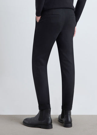 Pantaloni chinos con bottoni in vita