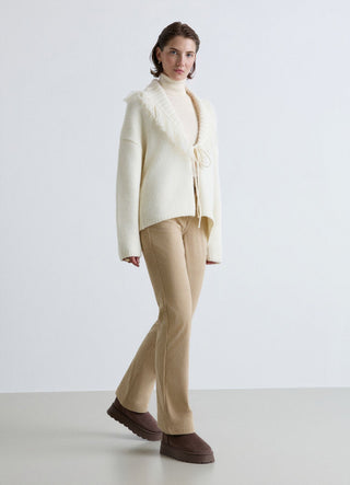 Cardigan con frange e laccetti