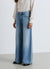 Low-rise wide-leg jeans