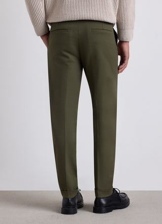 Chino pantalone sa dugmadima u struku