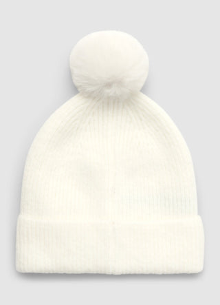 Rippstrickmütze mit Bommel und Perlenapplikationen