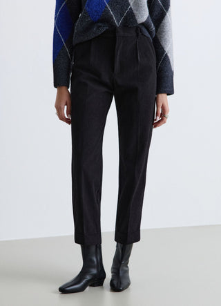 Pantaloni straight a coste con risvolto e vita elasticizzata
