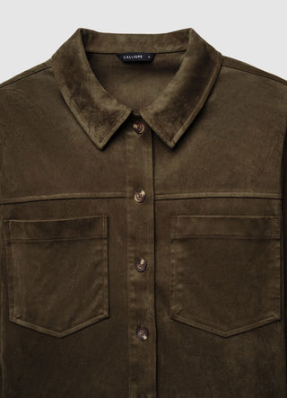 Camicia a tinta unita effetto camoscio con tasche