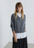 Maglia con inserto camicia e scollo a V