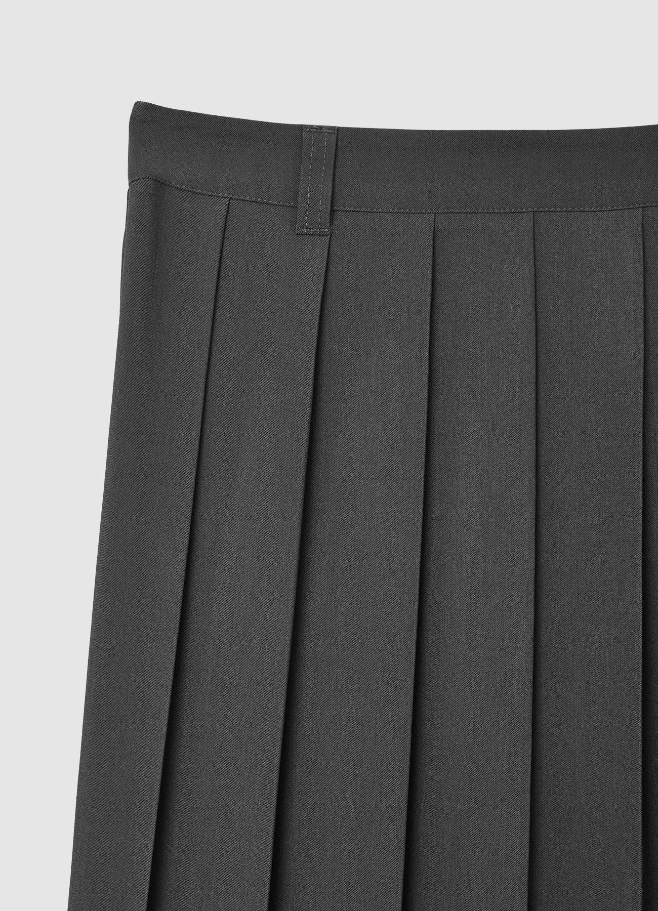 Long pleated skirt with slit SAB0076937001S3593 – Calliope