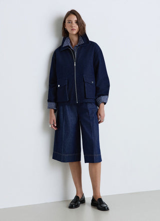 Bomber in denim con zip e tasche con patta