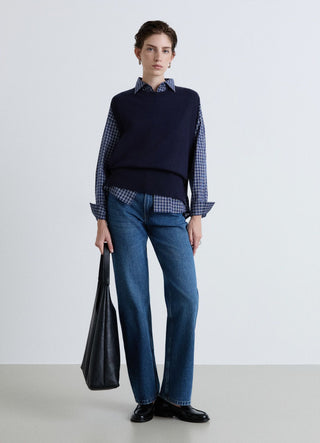 Gilet en maille uni avec boutons latéraux