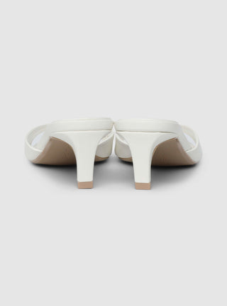 STILLG-SAC0015578001-S024-FULLBACK.jpg