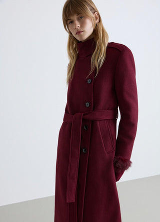 Cappotto lungo con collo alto e cintura