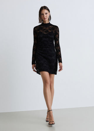 Vestito mini in pizzo a collo alto