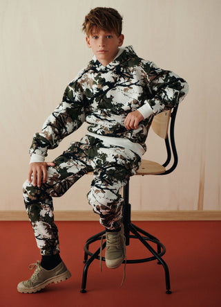 Pantalon de jogging avec cordon de serrage et imprimé camouflage