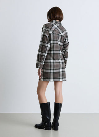 Robe courte à carreaux avec ceinture