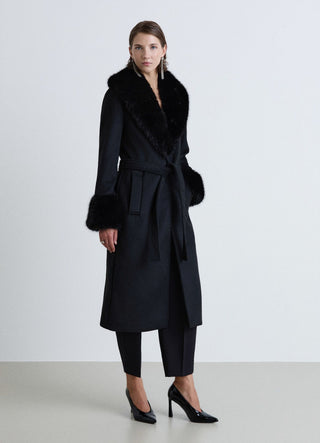 Cappotto lungo con cintura e collo effetto pelo