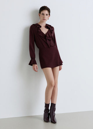 Blusa con volant similsatin