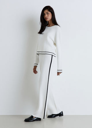 Crew neck jumper with contrast trim
