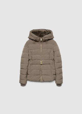 Kurz gesteppte Jacke mit Kapuze und Gürtel