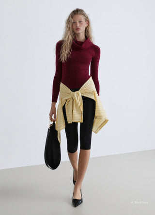 Sweter z odkrytymi ramionami w jednolitym kolorze