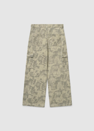 Pantaloni cargo lunghi con stampa mimetica