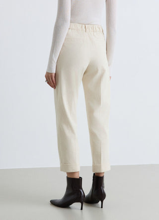 Pantaloni straight a coste con risvolto e vita elasticizzata