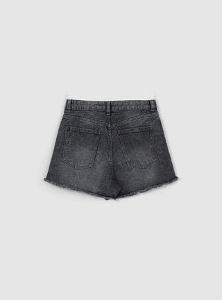 STILLG-SAB0073596001-S417-FULLBACK.jpg