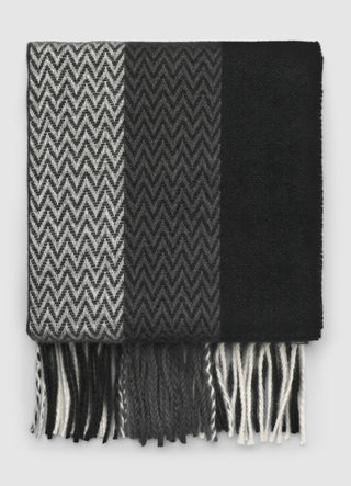 Sciarpa a righe chevron con frange