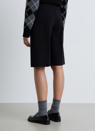 Shorts bermuda con cintura e pinces