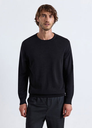 Plain crew neck sweater