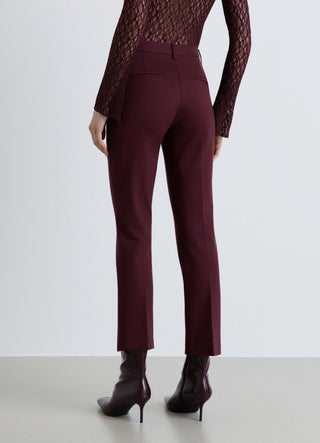 Einfarbige Zigarettenhose