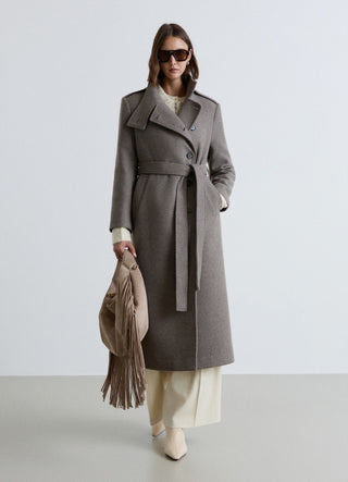Cappotto lungo con collo alto e cintura