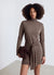 Robe courte à col montant avec ceinture à nouer
