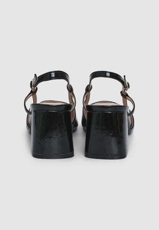 STILLG-SAC0015471001-SC68-FULLBACK.jpg