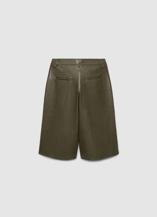 Shorts bermuda a tinta unita con impunture