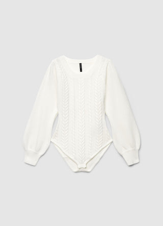 Cable-knit body with long sleeves