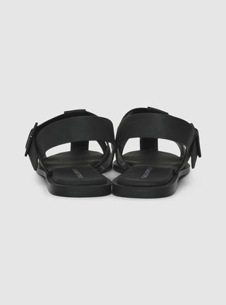 STILLG-SAC0015735001-SC68-FULLBACK.jpg