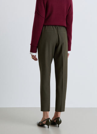 Pantaloni con pinces e vita elasticizzata