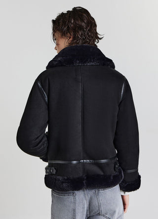 Gesteppte Jacke mit Fellkragen