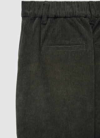 Pantaloni dritti in velluto a coste con risvolto