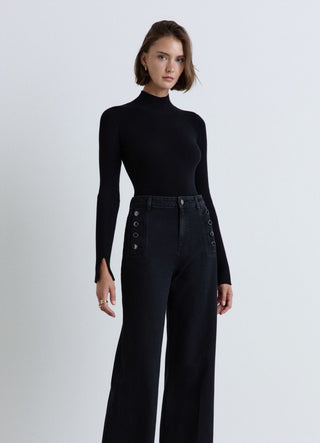 Ribbed body with high neck