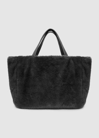 Rechteckiger Shopper mit Felloptik und gesteppter Pochette