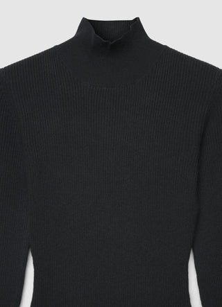 Ribbed body with high neck
