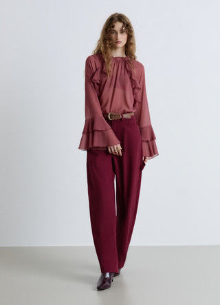 Bluse mit Volants und bezogenen Knöpfen