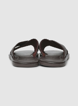 STILLG-SAC0015780001-S095-FULLBACK.jpg