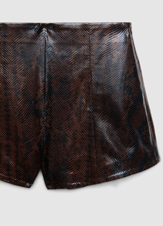 Shorts in Lederoptik mit Schlangenprint