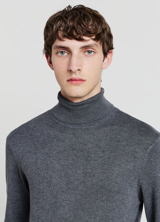 Pull à col roulé uni