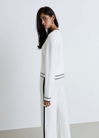 Crew neck jumper with contrast trim