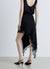 Asymmetrischer Rock aus Satin-Imitat mit Spitzendetails