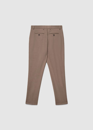 Straight tailored trousers in a solid colour
