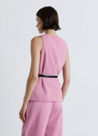 Crew neck vest with belt