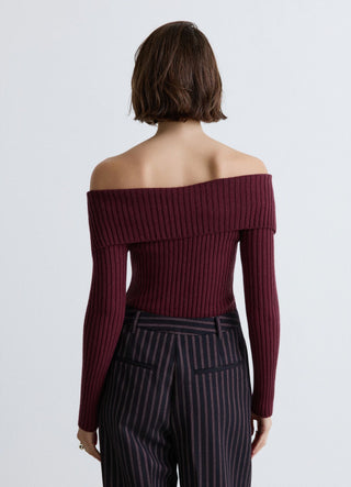 Gerippter Pullover mit freiliegenden Schultern
