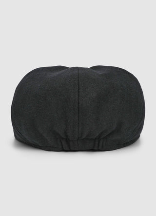 Plain-colour flat cap
